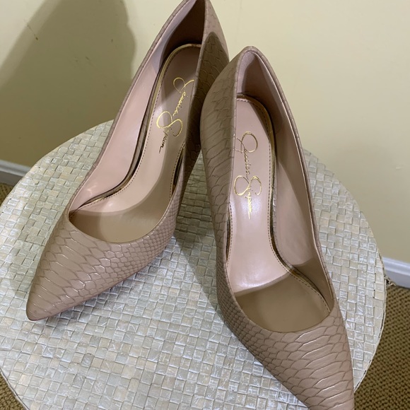 Jessica Simpson women heels - Picture 2 of 10